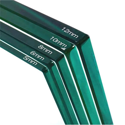 Vidrio templado de seguridad transparente de 3 mm 4 mm 5 mm 6 mm 15 mm 19 mm Vidrio endurecido reforzado por calor Vidrio plano templado para puertas / balaustradas de vidrio